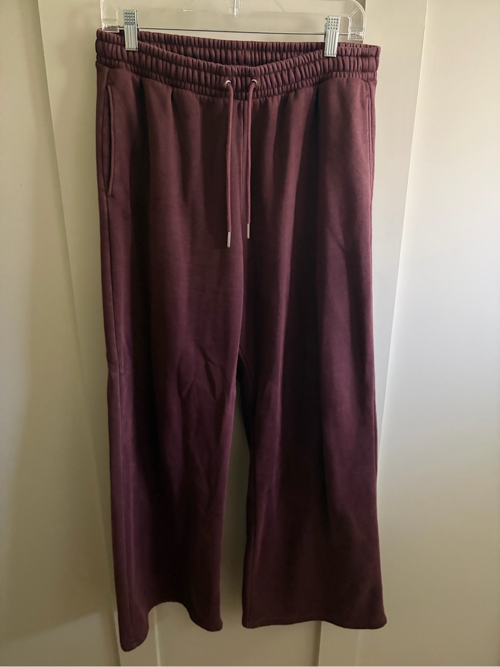 Abercrombie & Fitch Sunday High Rise Wide Leg Sweatpant - Plum - Picture 9 of 10